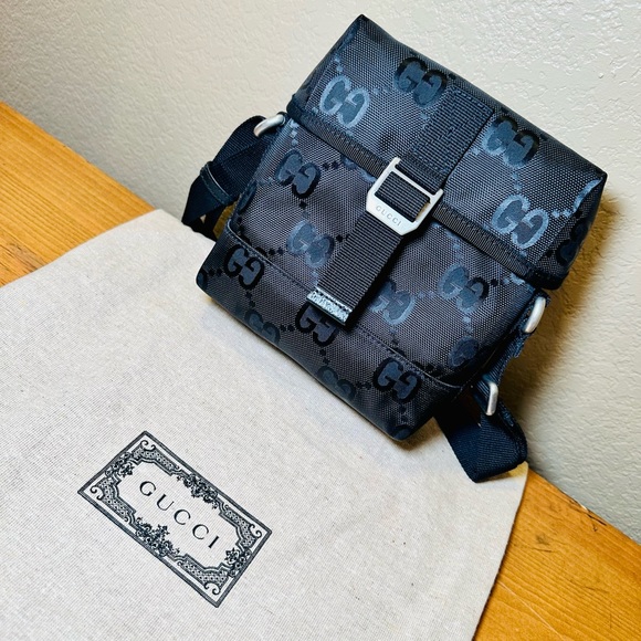 NEW Unisex Gucci Econyl Nylon Monogram Off The Grid Messenger Bag - Picture 7 of 17